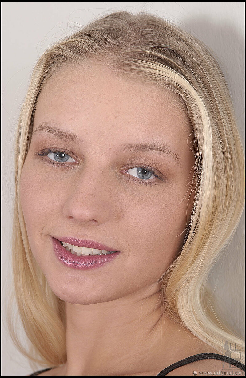 Оксана, 21 год, 5 размер груди